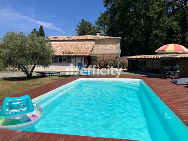 Maison 6 pièces 200 m²