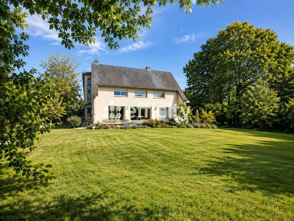 Maison 8 pièces 220 m²