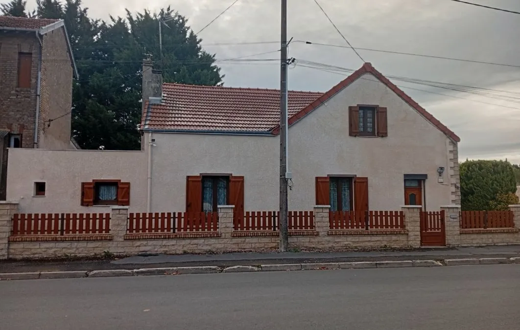 Photo 1