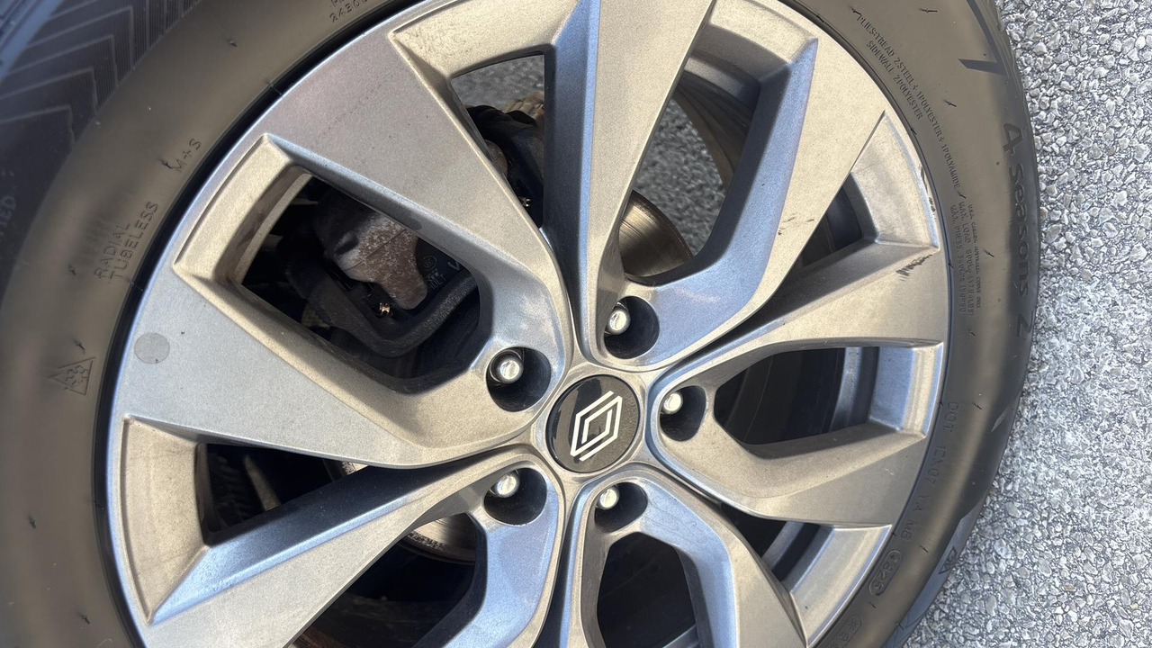 Renault Arkana E-Tech full hybrid 145 GSR2 — photo 44