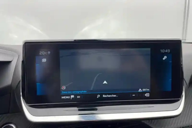 Peugeot 2008 puretech 130 s&amp;s eat8 — photo 15