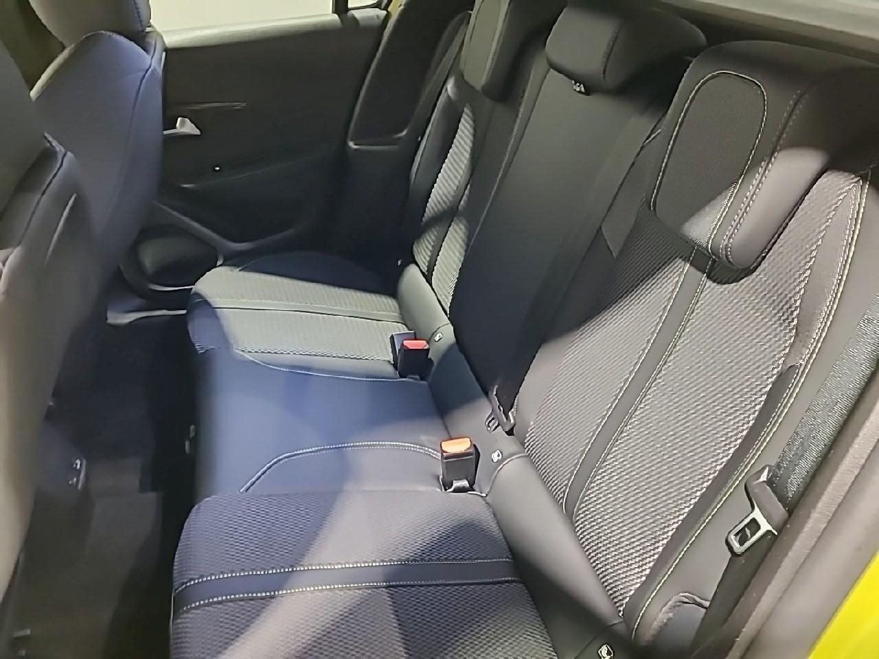 Peugeot 208 hybrid 145 ch e-dcs6 gt — photo 13