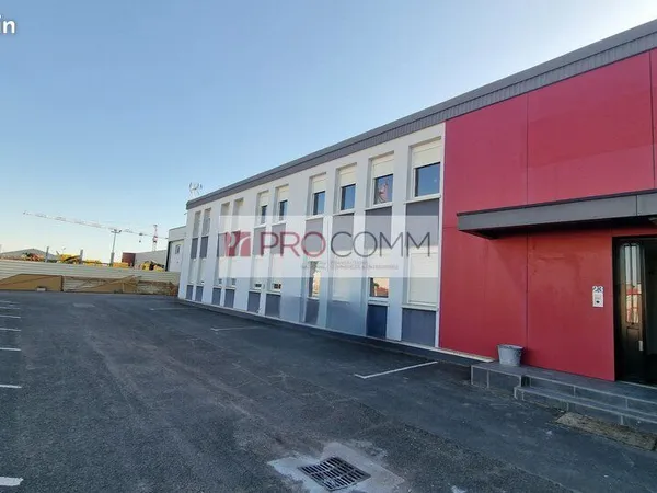 Local d'activité 2 350 m²