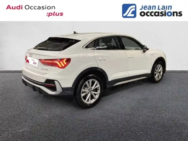 Audi Q3 sportback 35 tfsi 150 ch — photo 5