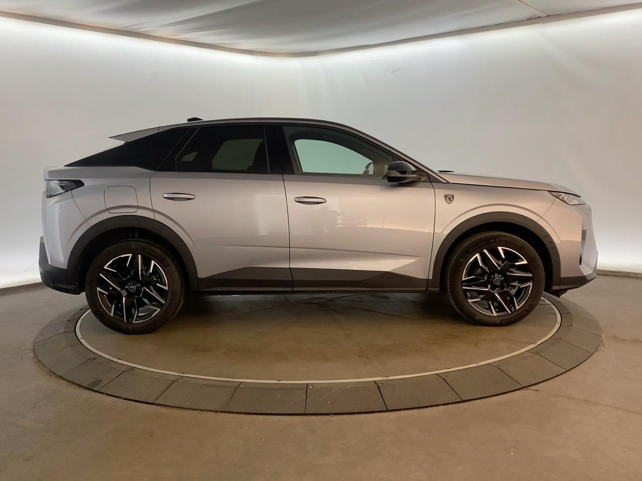 Peugeot 3008 hybrid 145 e-dcs6 gt — photo 4