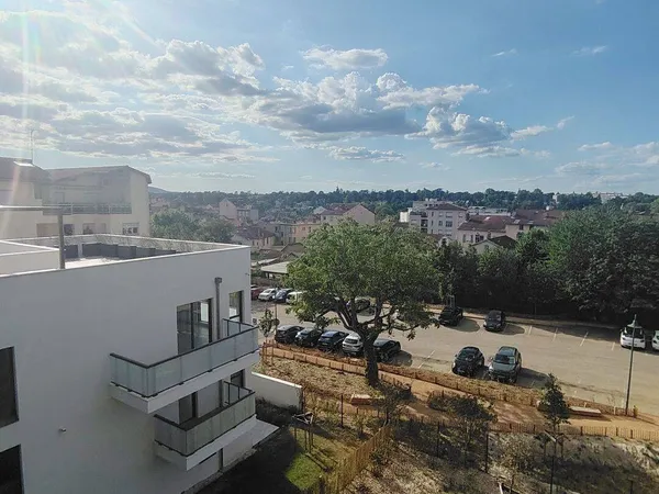 Appartement 4 pièces 84 m²