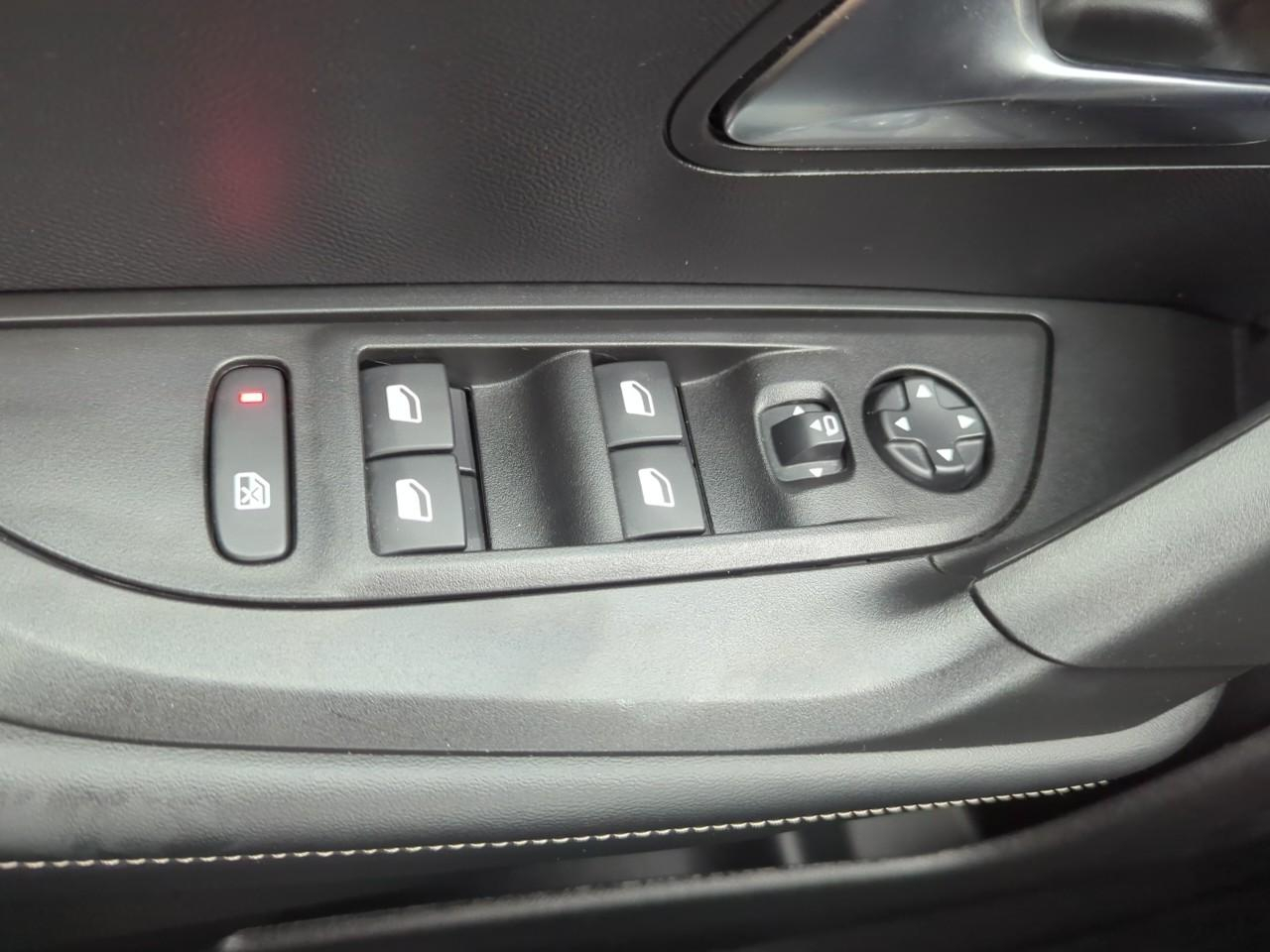 Peugeot 2008 hybrid 145 e-dcs6 allure — photo 22