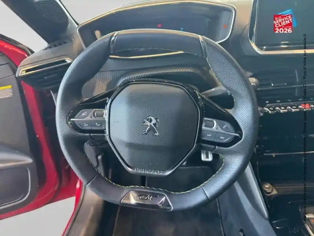 Peugeot 208 e- 136ch gt pack — photo 12