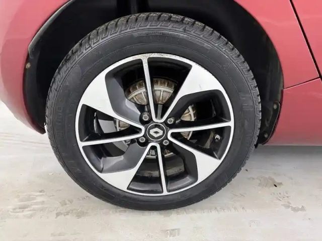 Renault Zoé zoe r110 — photo 31