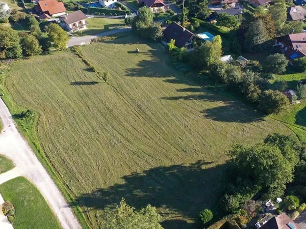 Terrain constructible 672 m²