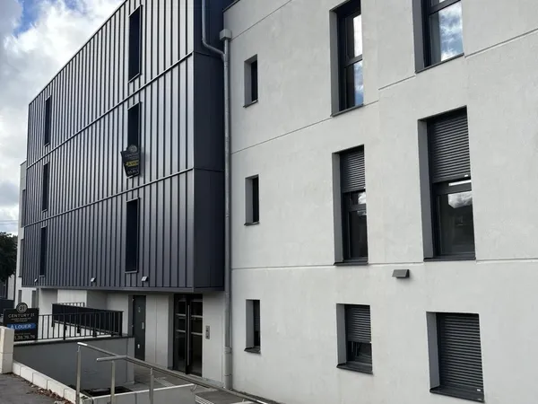 Studio 1 pièce 27 m²