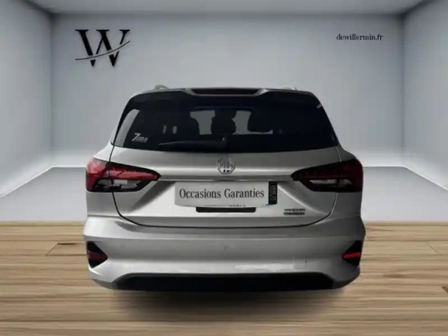 Mg 5 luxury — photo 4