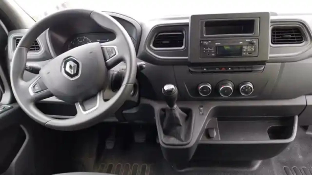 Renault Master fgn trac f3500 l2h2 blue dci 135 — photo 9