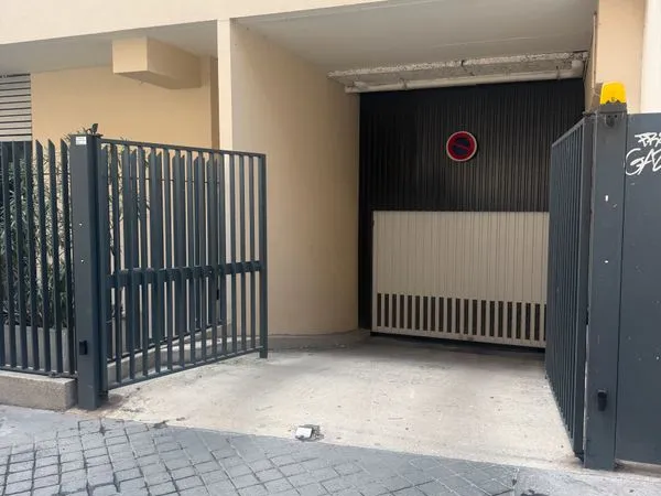 Stationnement Location Paris   120€