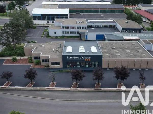 Local commercial 776 m²