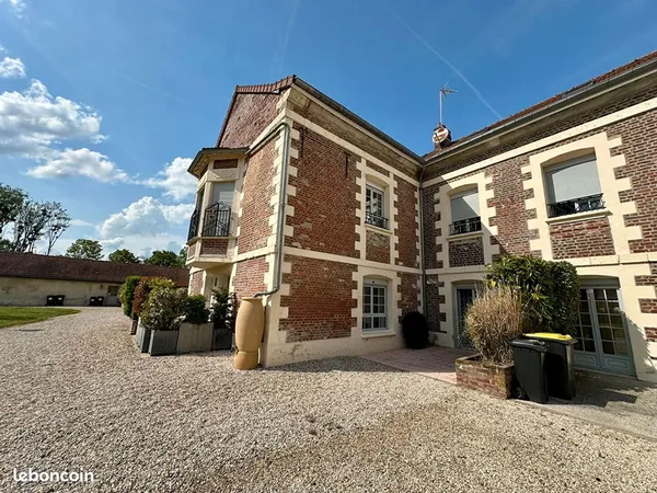 Appartement 5 pièces 151 m²