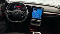 Renault Mégane E-Tech Electric EV60 220ch Iconic super charge — photo 11