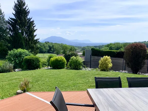 Vends maison modernisée avec vue exceptionnelle