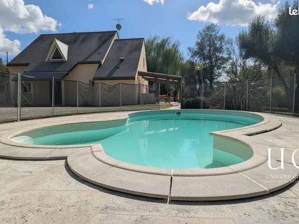 Maison 7 pièces 165 m²