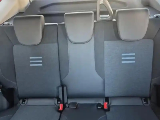 Ford Tourneo Courier 136ch 46kwh active — photo 10