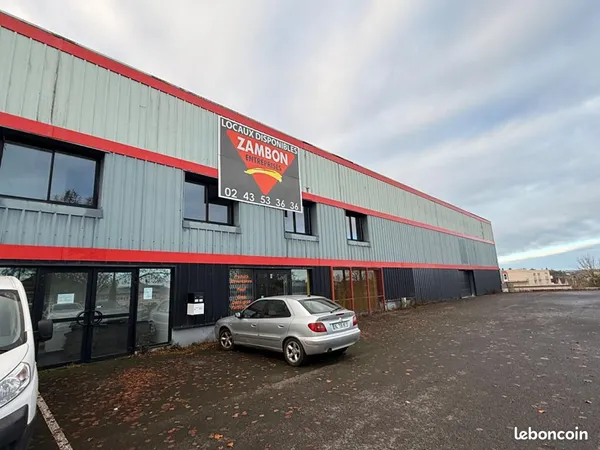 Local d'activité 1 860 m²
