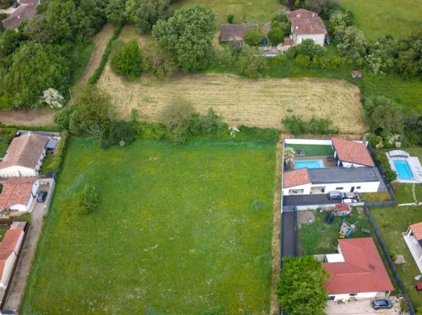 Terrain 501 m²