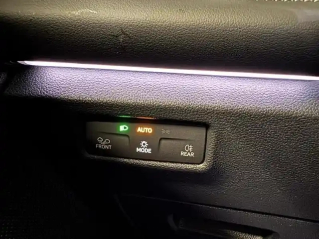 Volkswagen Tiguan 2.0 tdi 150ch r-line exclusive dsg7 — photo 12
