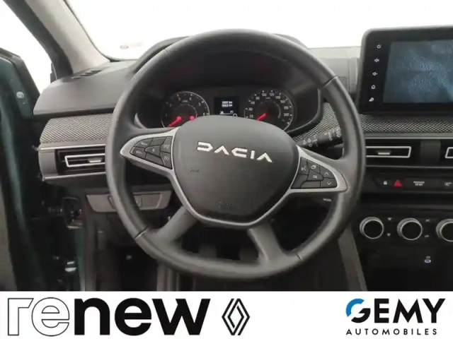 Dacia Sandero tce 90 gsr2 — photo 13