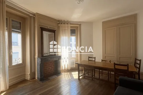 Appartement meublé 2 pièces 55 m²