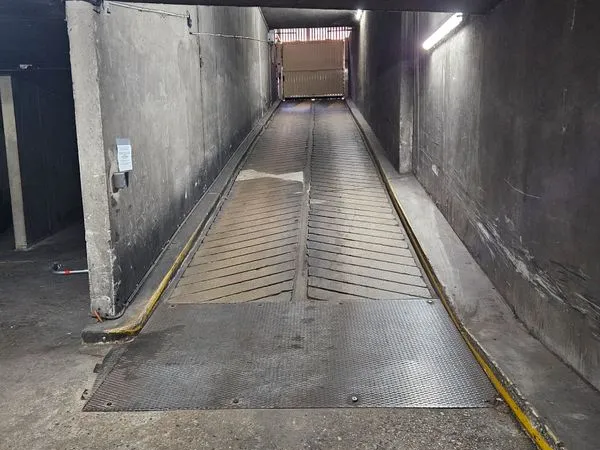 Parking a louer 9 bd jean jaures a boulogne sous le marche escudier