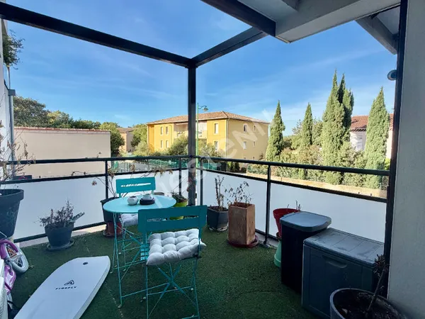 Appartement récent avec terrasse