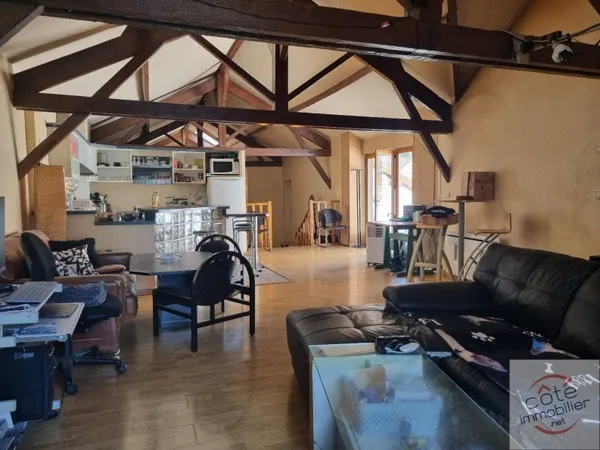 Appartement 7 pièces 160 m²
