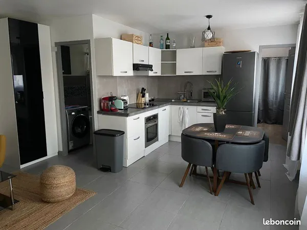 Maison meublée 2 chambres 60m2 avec terrasse partagée
