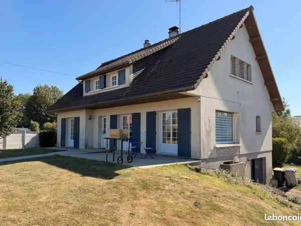 Maison 143 m² - 4 chambres, sous-sol complet de 80 m² et jardin 1 446 m²