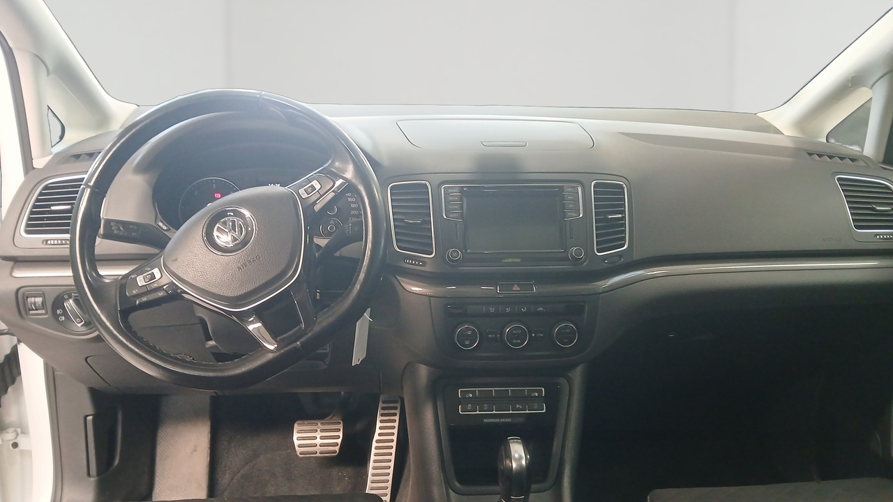 Volkswagen Sharan 2.0 TDI 150 BlueMotion Technology DSG6 — photo 9