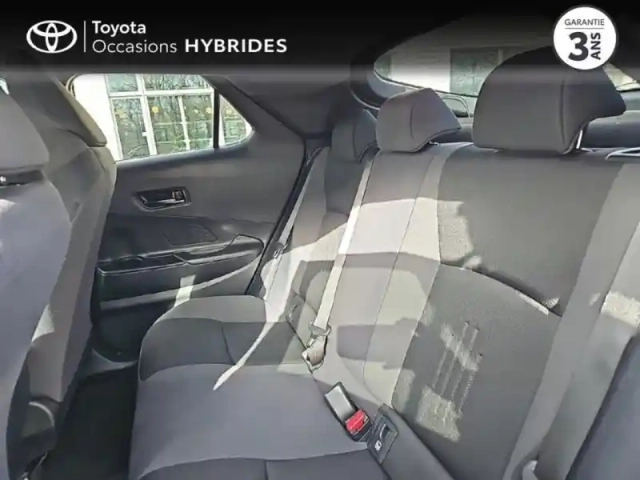 Toyota C-Hr 2.0 hybride rechargeable 225ch design my25 — photo 12