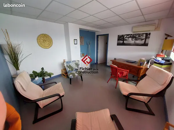 Local 14 m² Saint-Ismier