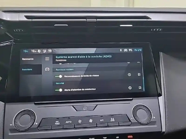 Peugeot 308 puretech 130ch s&amp;s bvm6 — photo 26