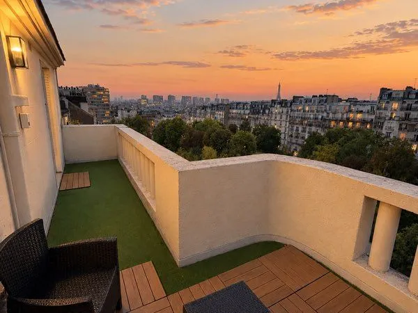 Studio meublé 17m2 avec terrasse (14m2) - Rénové