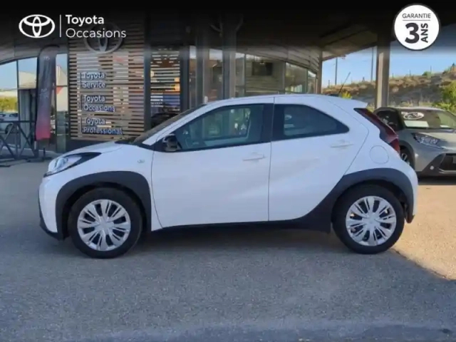 Toyota Aygo X 1.0 vvt-i 72ch dynamic my24 — photo 2