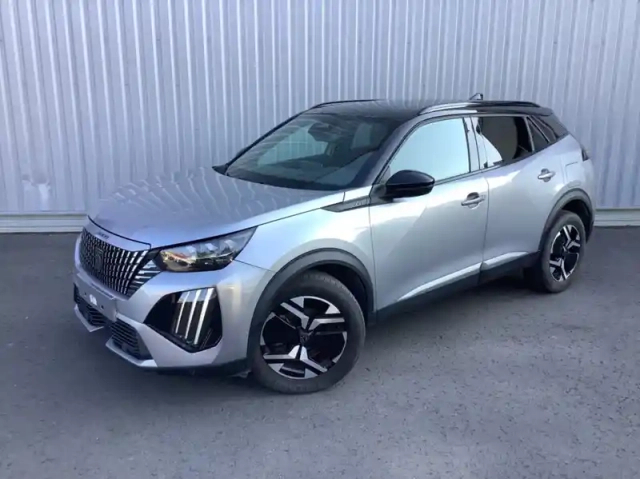 Peugeot 2008 nouveau hybrid 145 e-dcs6 gt