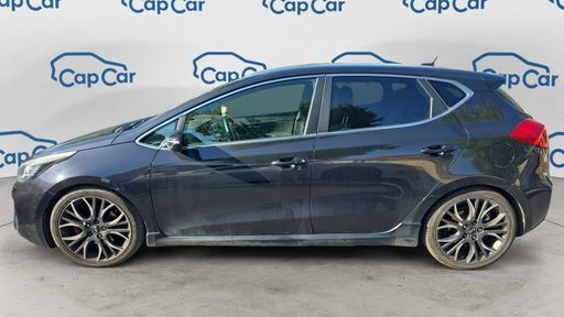 Kia Ceed 1.6 T-GDI 204 - GT – 2014 – 115105 km – Essence – Boîte Manuelle — photo 9