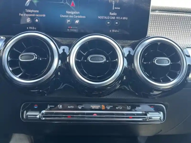 Mercedes Glb 200 d business line — photo 17