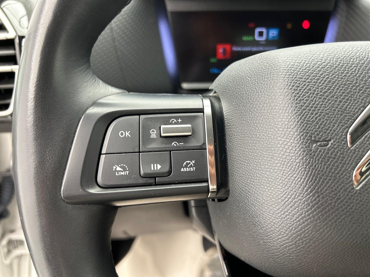 Citroën C4 X e-c4 x 136 ch automatique shine — photo 22