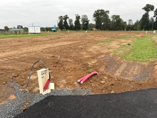 Terrain 663 m²