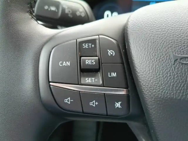 Ford Focus sw nouveau 1.0 ecoboost 125 s&amp;s mhev titanium x business — photo 17