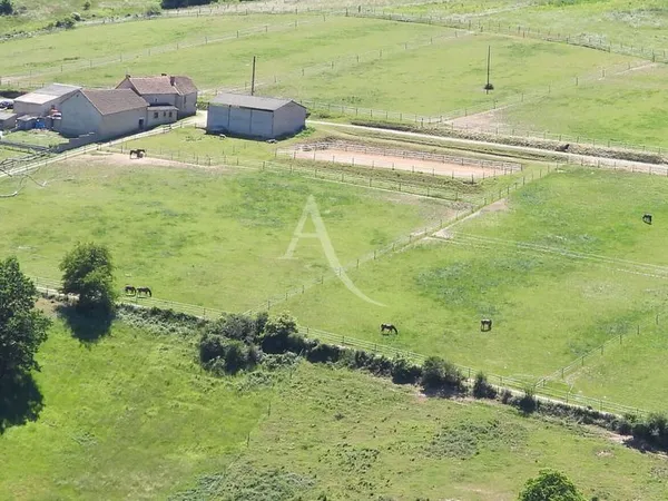 Propriété 5 pièces 100 m²