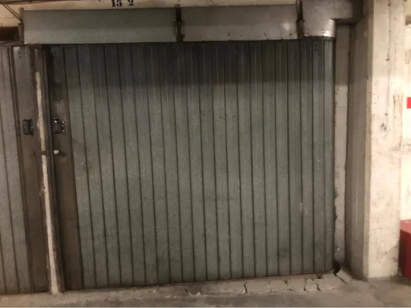 Parking 20 m²