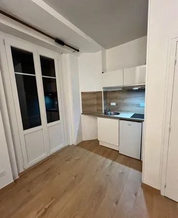 Studio rénover vue lac