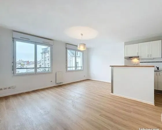 APPARTEMENT T2 PARFAIT ÉTAT Ctre Ville TOURS
